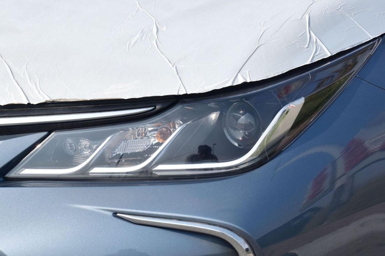 Toyota Corolla XLI Hybrid 1.8L FULL OPTION WITH SUNROOF