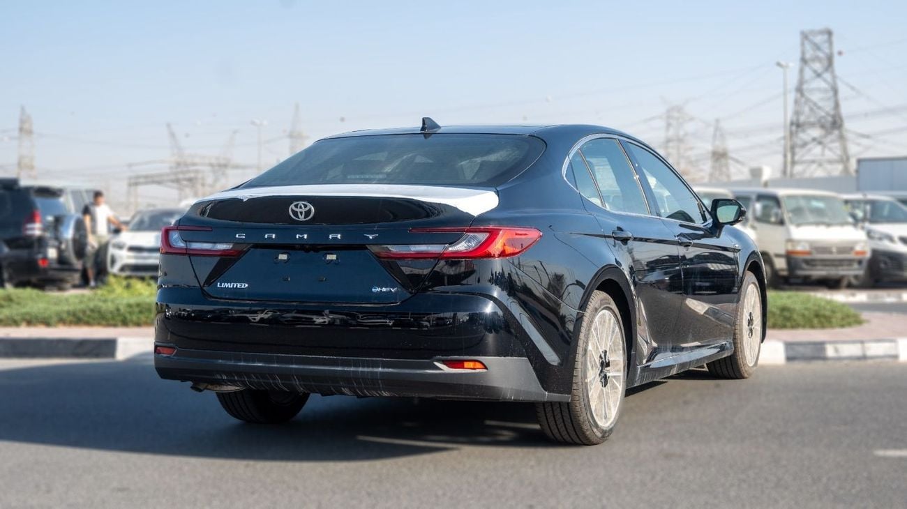 Toyota Camry limited 2.5L Hybrid