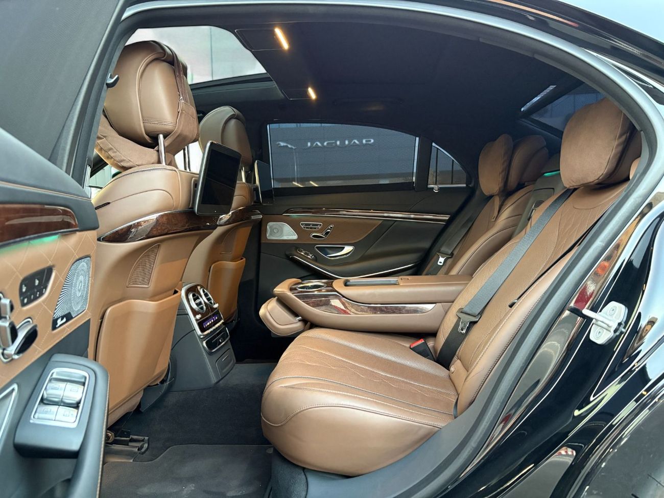 Mercedes-Benz S 560 Std 4.0L (463 HP) 4MATIC V8 BITURBO | 2018 | GCC SPECS | AED 2,220 per month