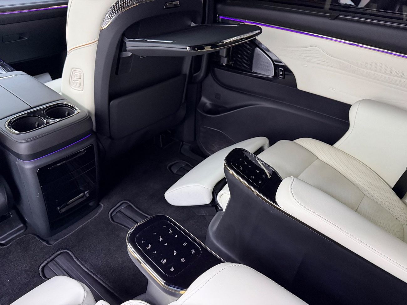 جي إي سي M8 2.0T GX