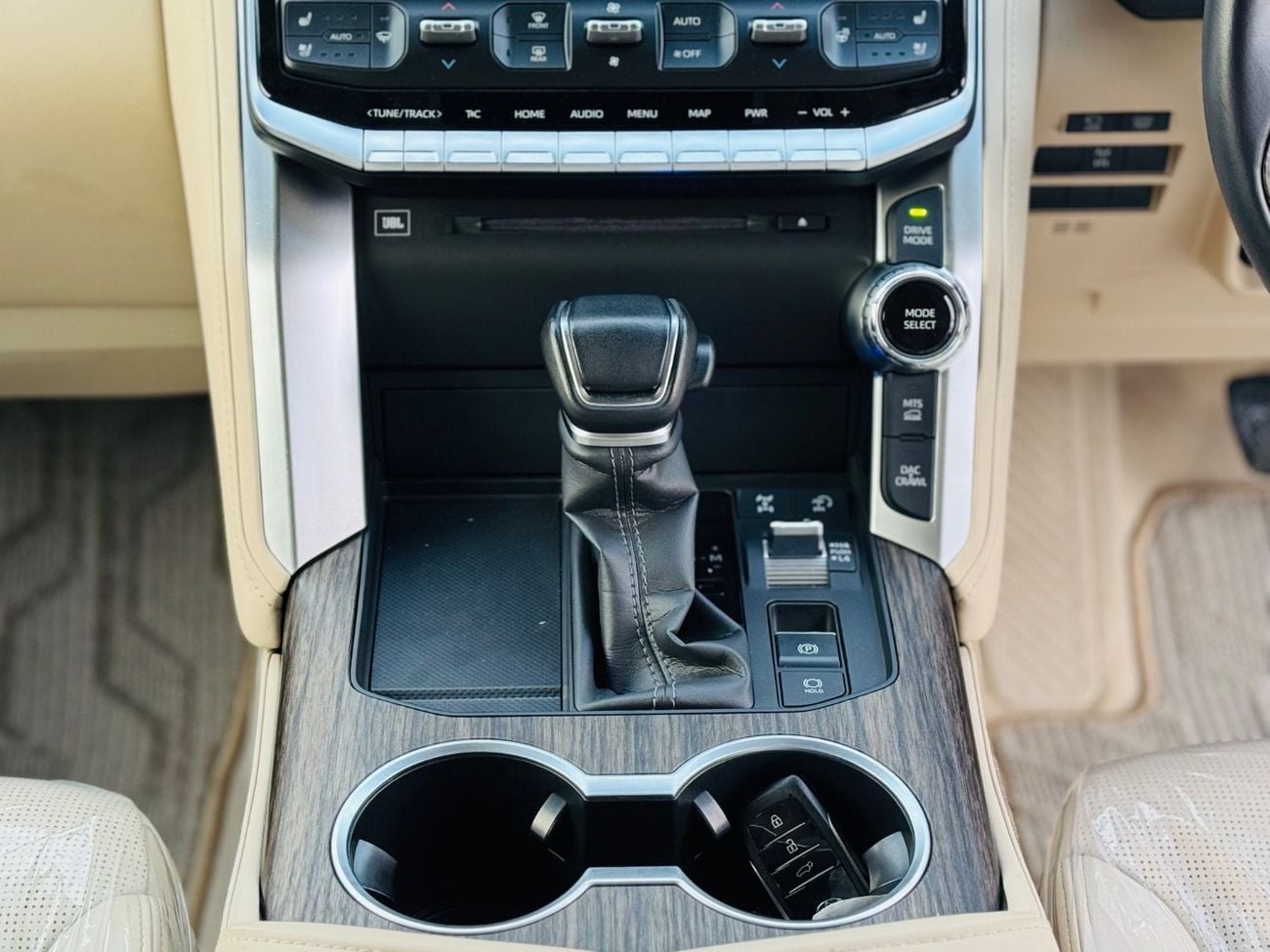 Toyota Land Cruiser Zx top of the range