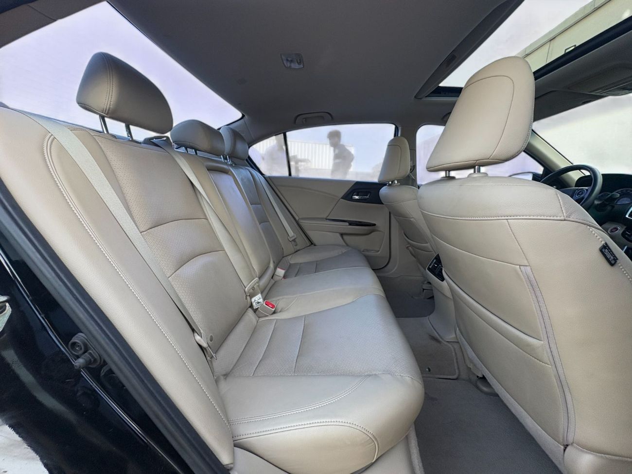 Honda Accord 2.4L I4 A/T | 2017 | GCC SPECS | All Original Paint | AED 990 per month