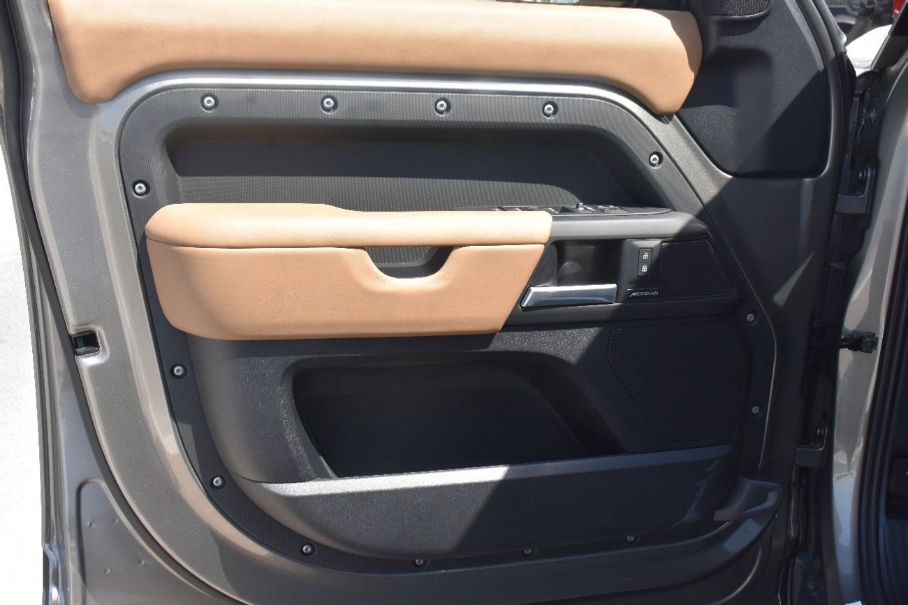 Land Rover Defender 90 X-Dynamic HSE P400 3.0L