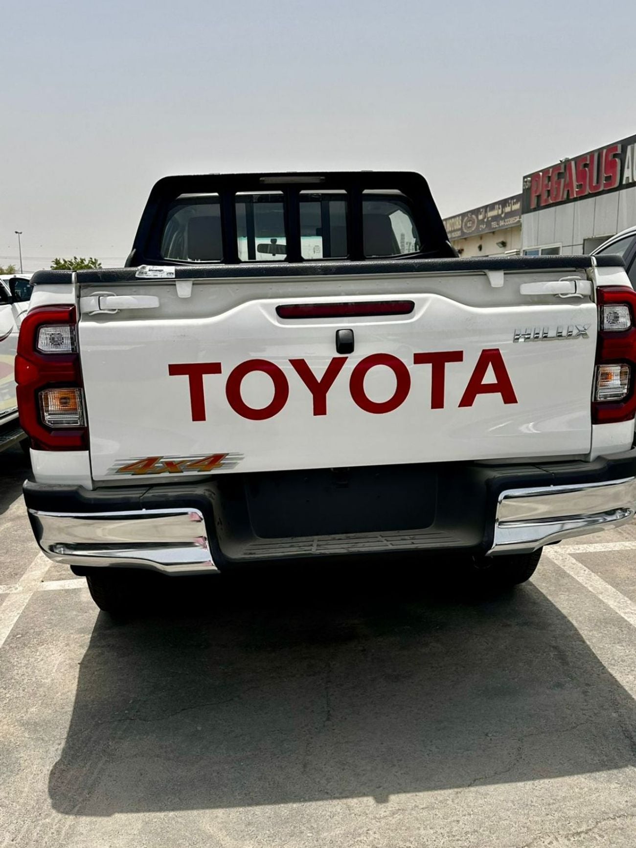 Toyota Hilux SGLX S GLX 2.4L AWD A/T TOYOTA HILUX  2.4L DIESEL  A/T 4WD