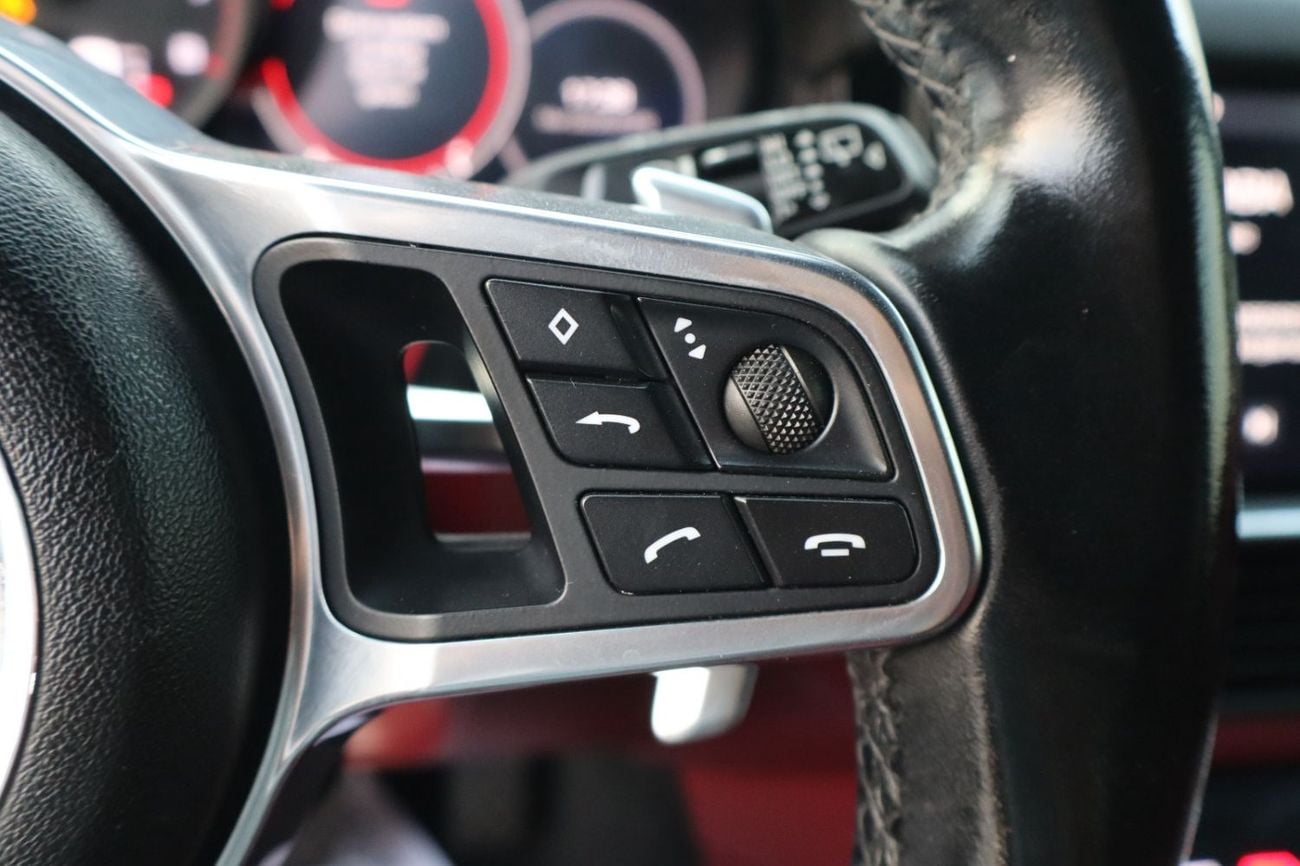 Porsche Cayenne STANDARD