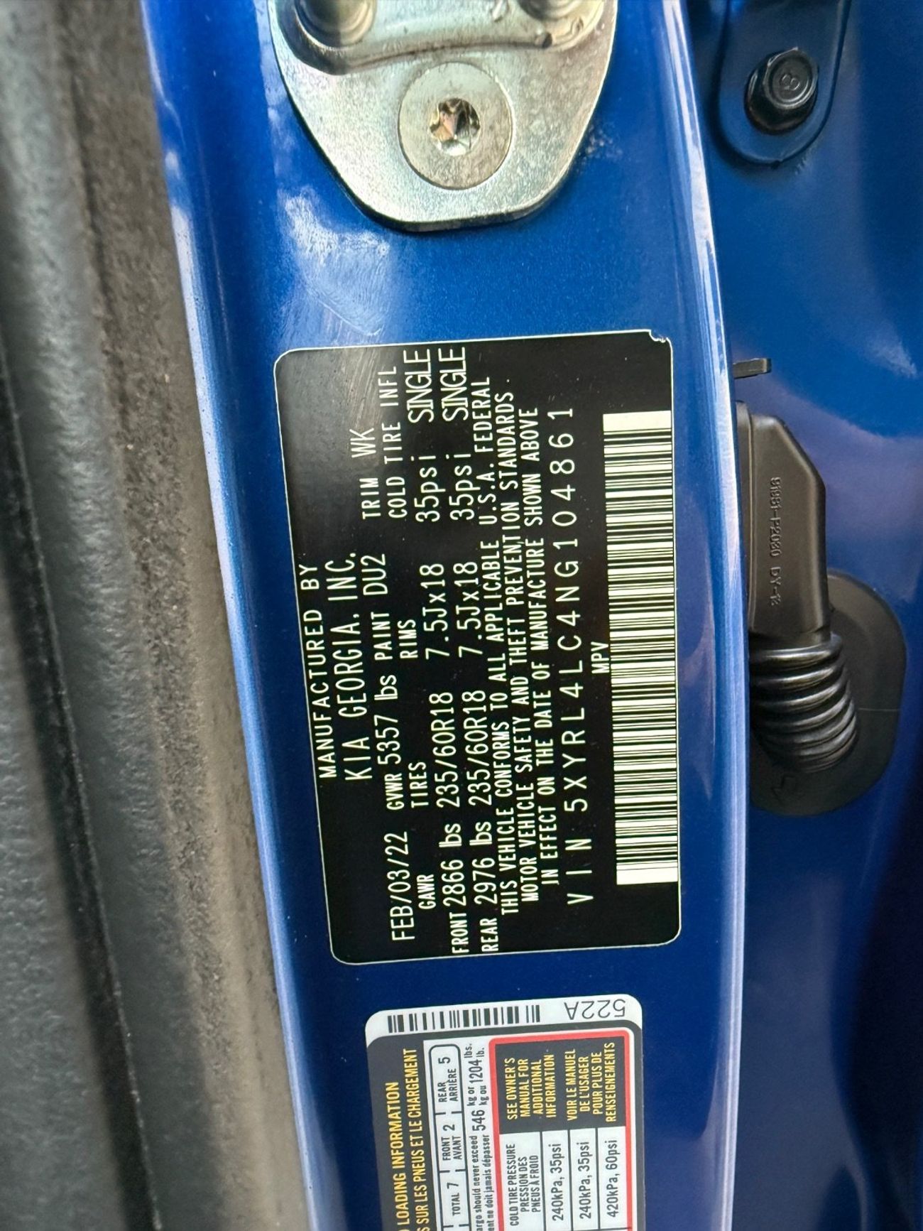 كيا سورينتو 2.5L LX (RWD)