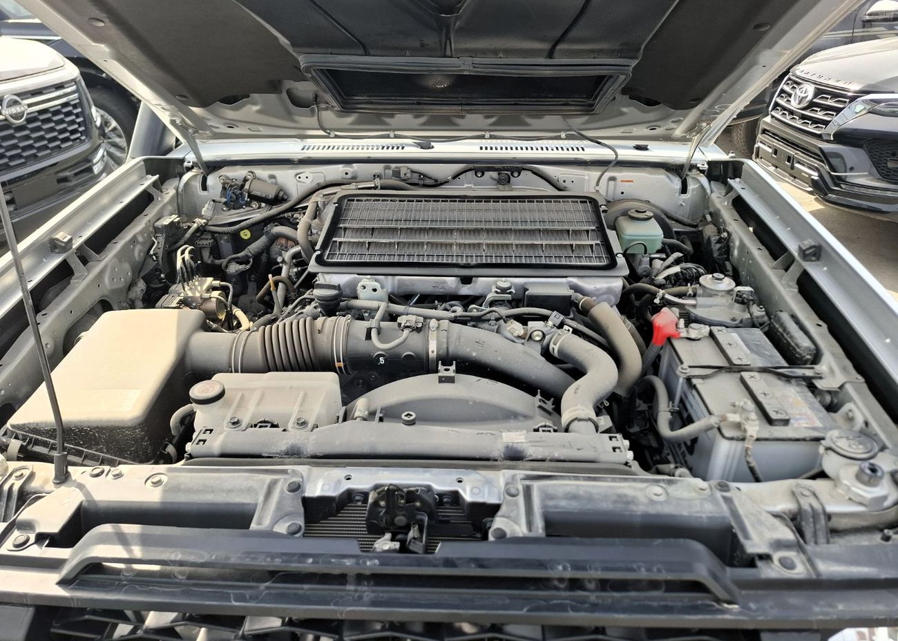 Toyota Land Cruiser Pick Up Double Cabin 4.5L LC79 DC 4.5L 2024 MT Silver