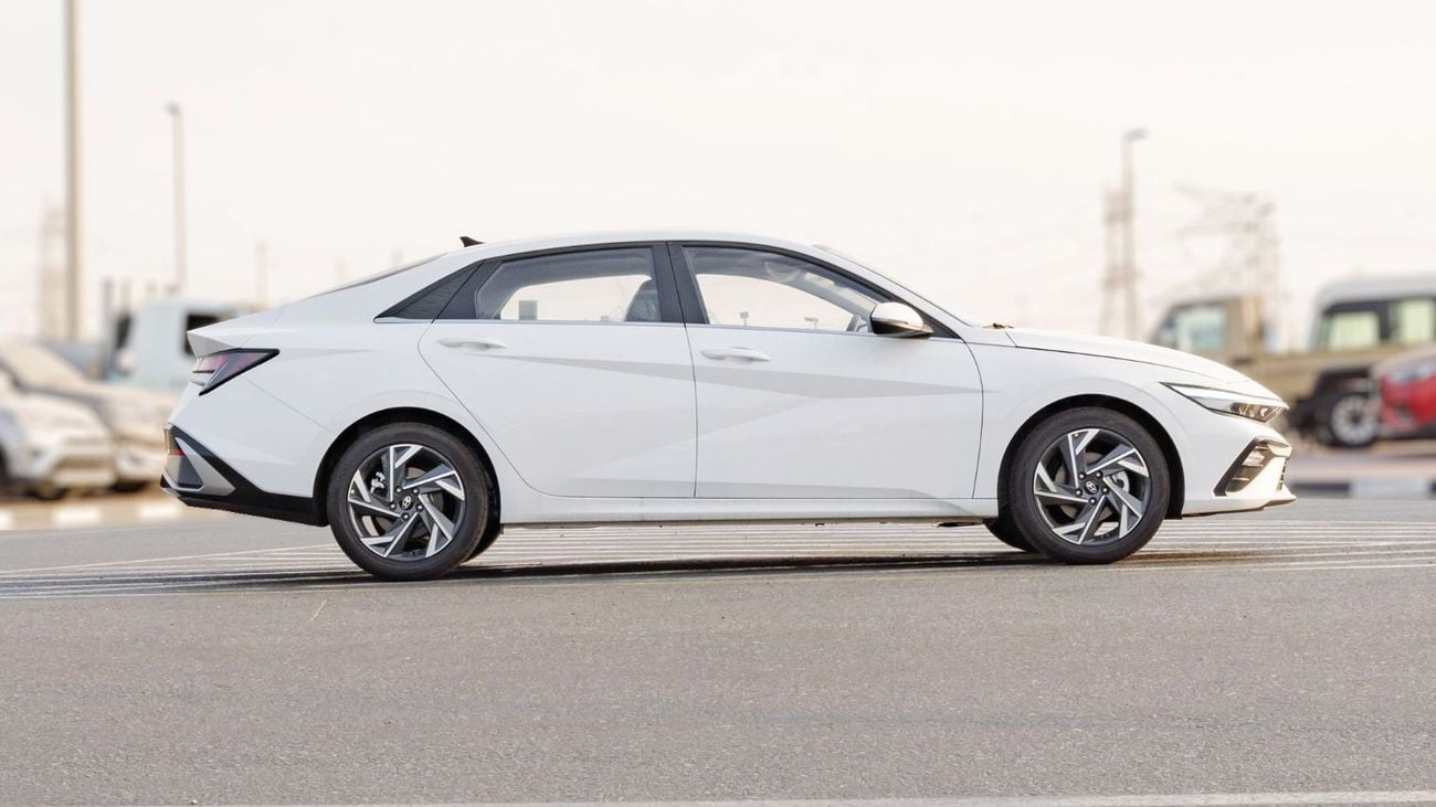 هيونداي إلانترا 2026 Hyundai Elantra 1.5L AT Petrol (Chinese Specs)