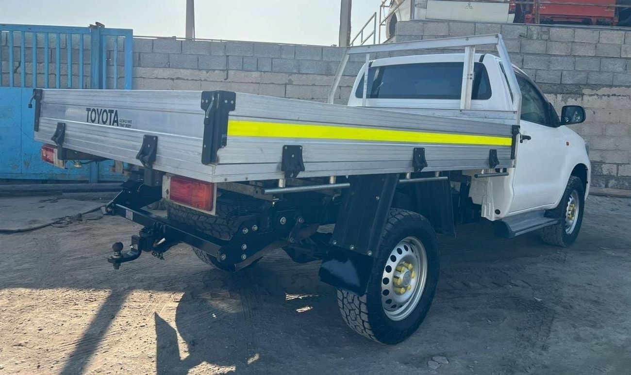 Toyota Hilux DL RIGHT HAND VEHICLE ONLY FOR EXPORT 3.0 LITER 4 CYLIENDER