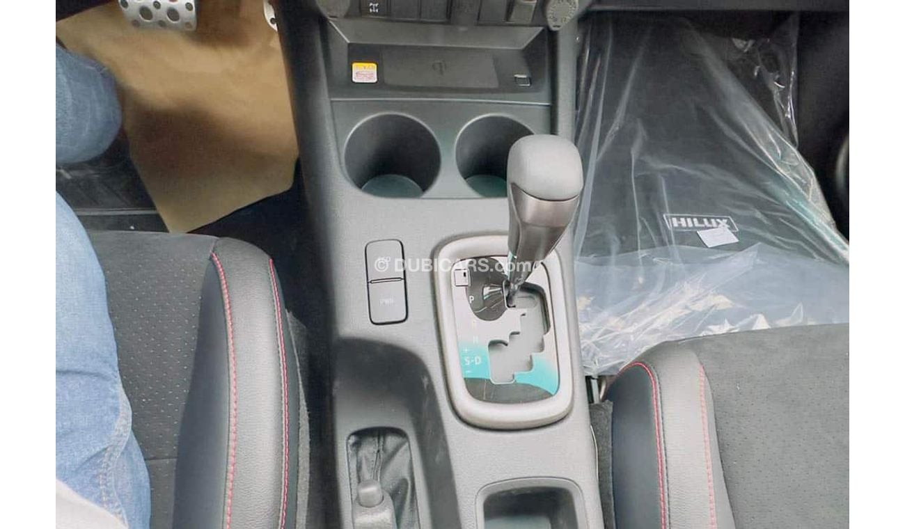 تويوتا هيلوكس D/cab P/up 4x4 2.8L Diesel - A/T - 23YM - GRS - BLK_BLK (EXPORT OFFER)