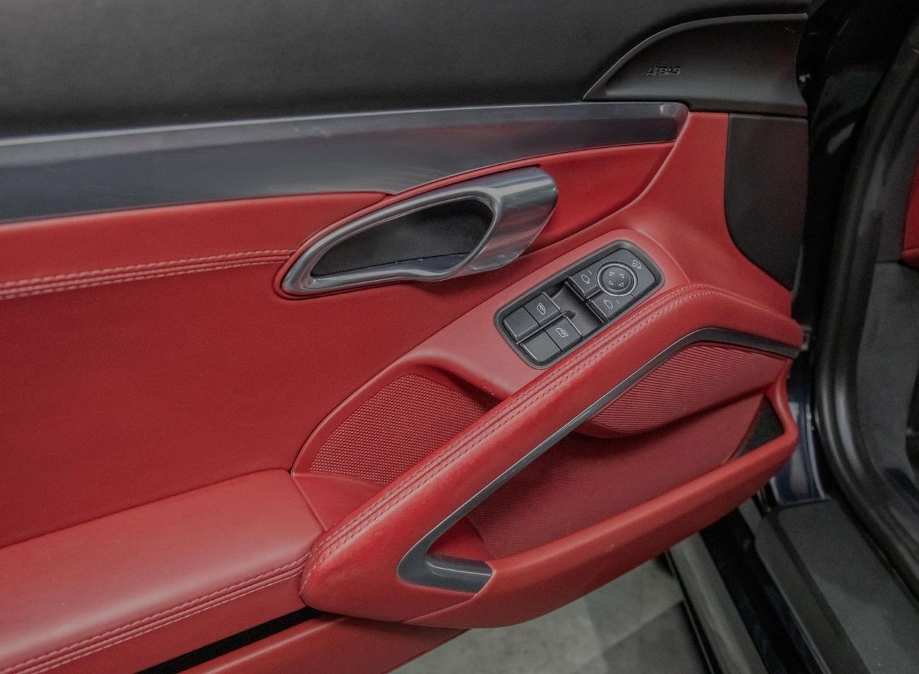 Porsche 718 Cayman 3,525x60 • 0% DP • 2018 Porsche Cayman 718 • Porsche Warranty • FSH