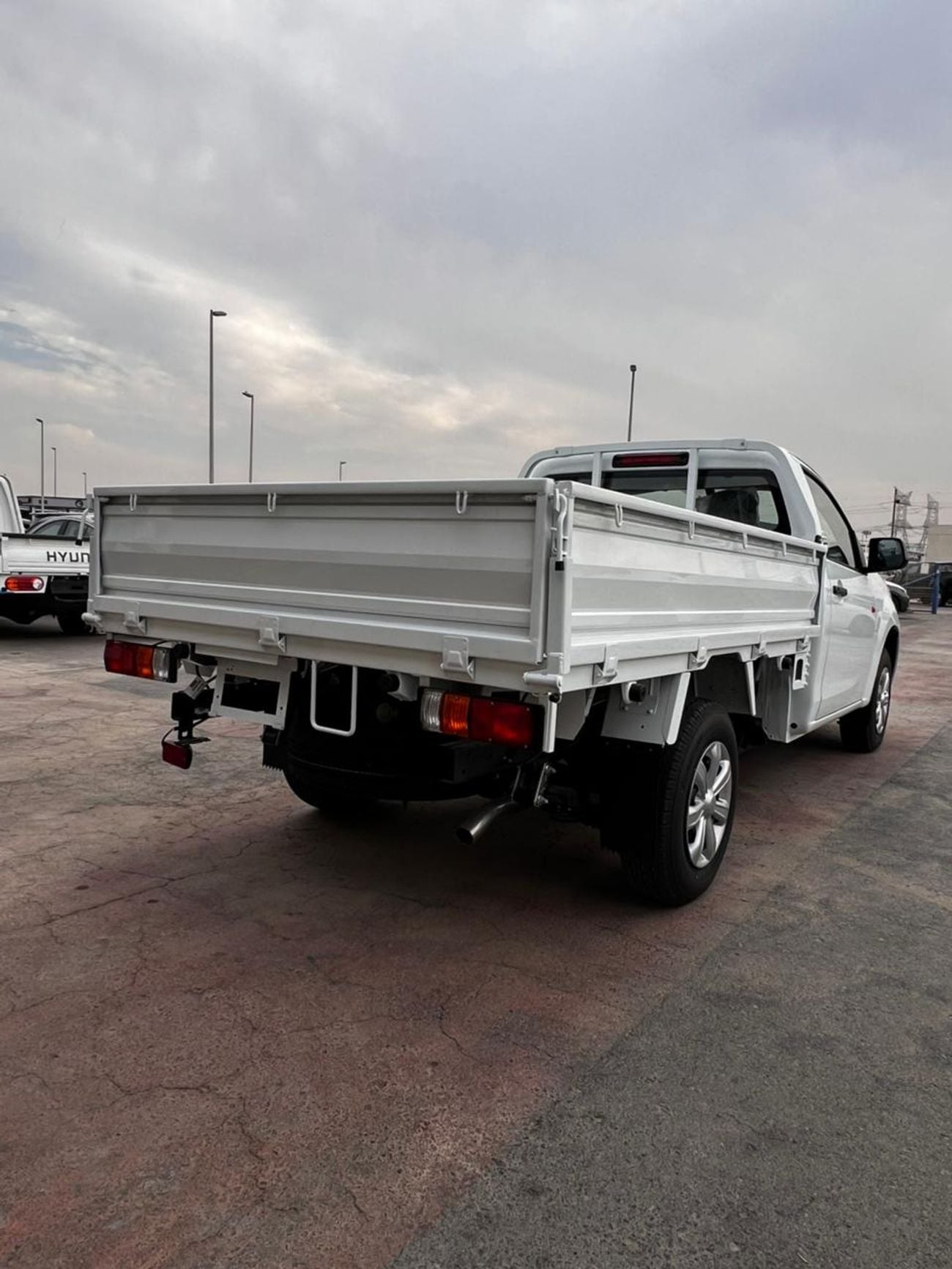 Isuzu D-MAX STD Isuzu D Max S/C 4X2 FLAT DECK RBA 26 MY