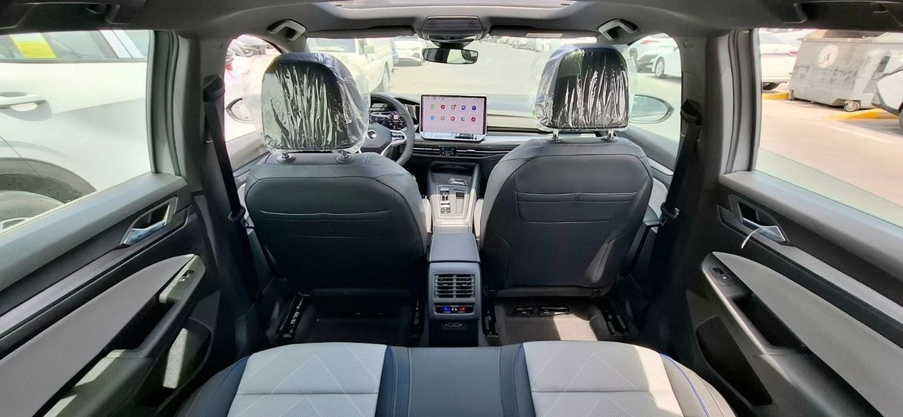 فولكس واجن جولف golf r line 1.5l turbo 2025