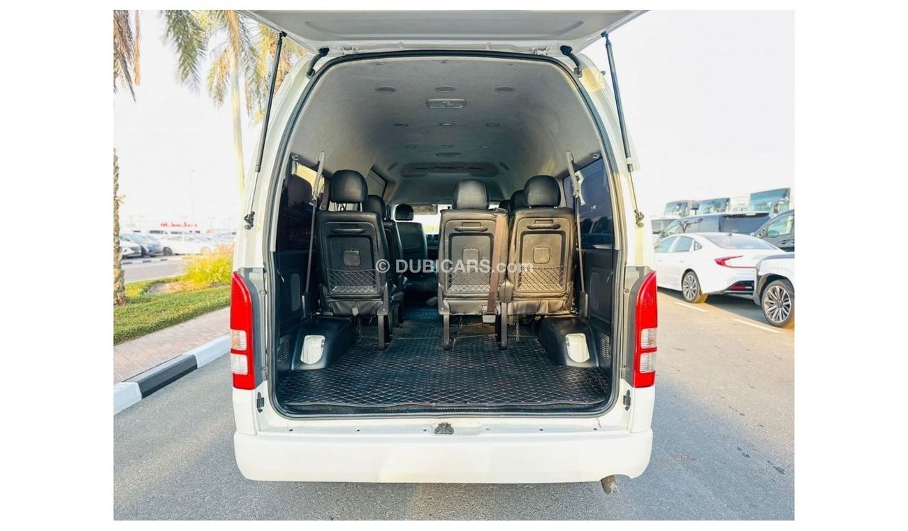 Toyota Hiace 2016 | RHD | PREMIUM CONDITION | PUSH START ENGINE | MULTIMEDIA SCREEN | POWER SLIDE DOOR
