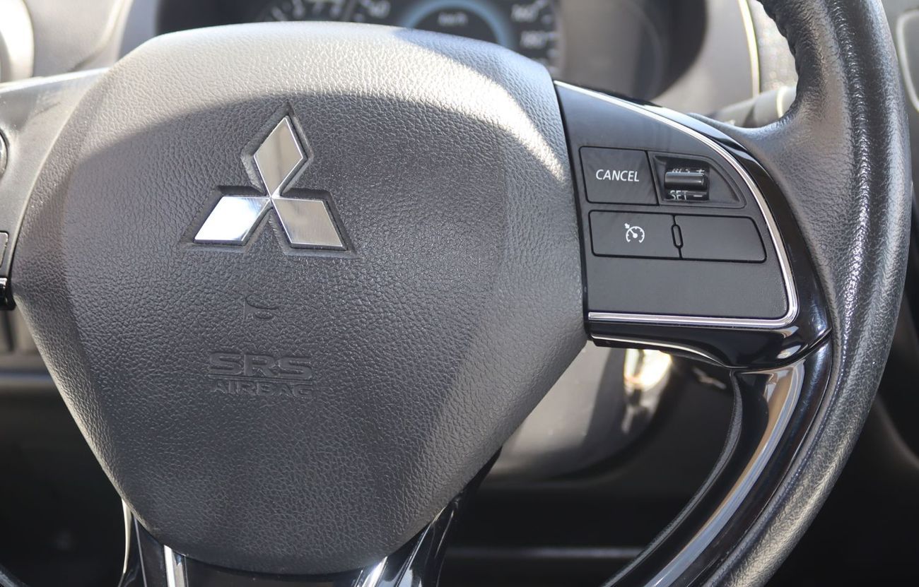 ميتسوبيشي اتراج ميتسوبيشى أتراج -2022 - خليجى- بدون حوادث - بمحرك 1.2L- ممشى قليل - بحاله ممتازه