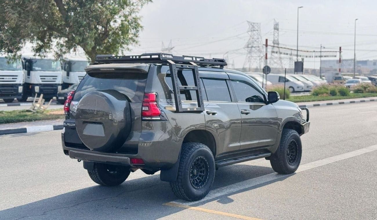 Toyota Prado PREMIUM BULL BAR | ROOF RACK WITH SIDE LADDERS | RHD | 2016 | 2.8L DIESEL ENGINE | (AT) | REAR VIEW