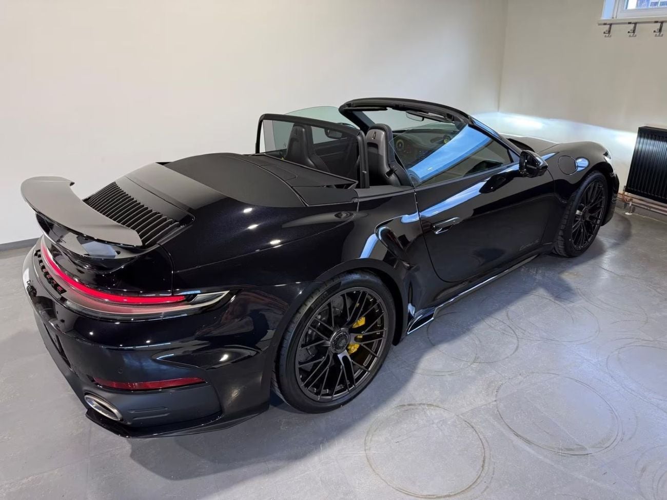 Porsche 911 Turbo S (992)