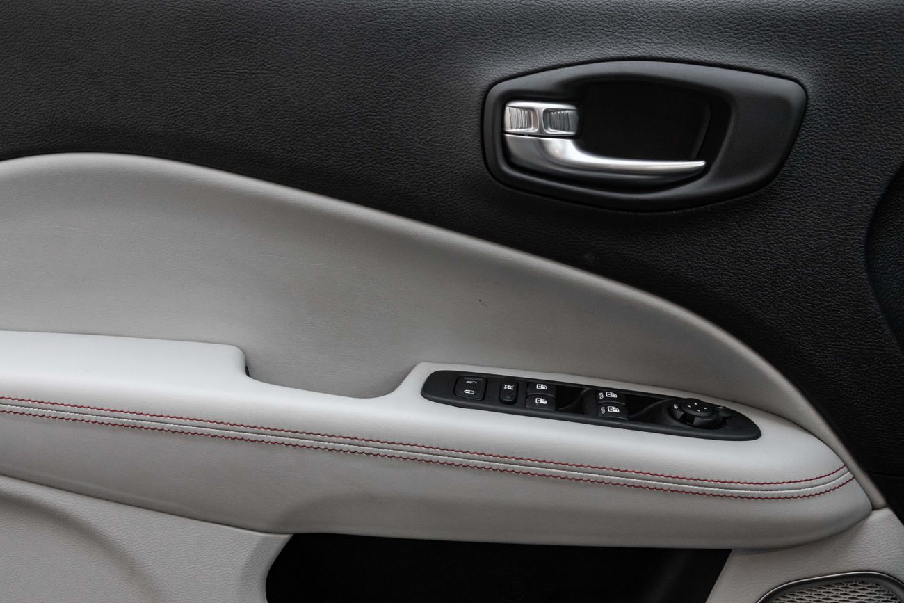 Jeep Compass Compass Limited | 1,078 P.M | 0% Downpayment | LIMITED EXCELLENT CONDITION! | Ramadan Offer!