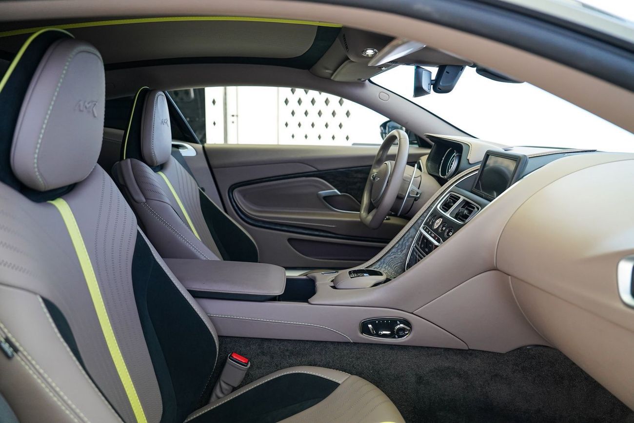 Aston Martin DB11 AMR 5.2L