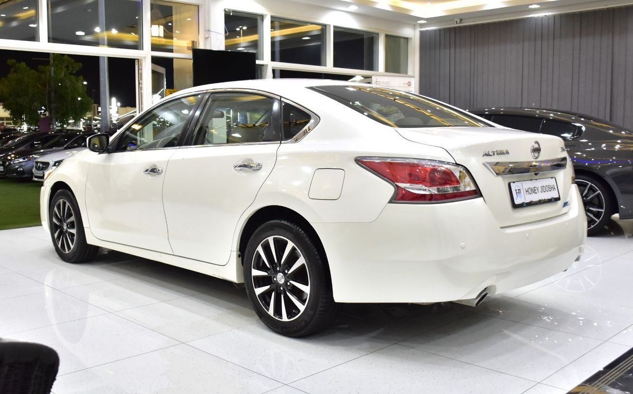 Nissan Altima EXCELLENT DEAL for our Nissan Altima 2.5 S ( 2015 Model ) in White Color GCC Specs