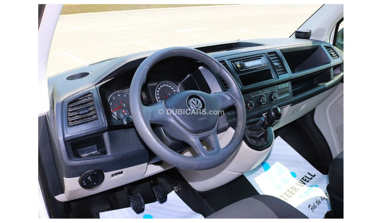 Volkswagen T5 Transporter 2017 | Volkswagen Transporter TSI | Delivery Van | PETROL - MANUAL | GCC SPECS - EXCELLENT CONDITION