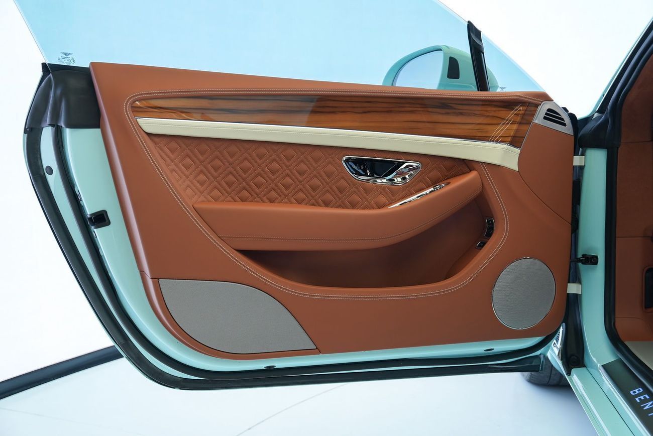 Bentley Continental GT 4.0T V8