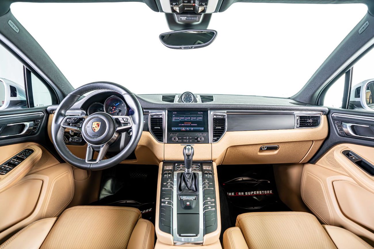 Porsche Macan Std 2.0L (252 HP) GCC Spec - Pristine Condition - Low Mileage