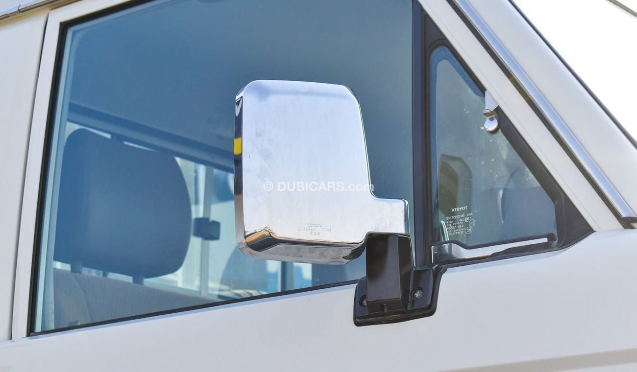 Toyota Land Cruiser Pick Up TOYOTA LAND CRUISER PICK UP LX V6 SINGLE CABIN 2022 EXPORT PRICE