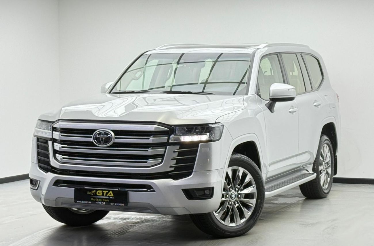 Toyota Land Cruiser GXR 4.0L 2022 Toyota Land Cruiser GXR, Warranty, 2026 Toyota Service Pack, Very Low Km, 7 Seater, GC