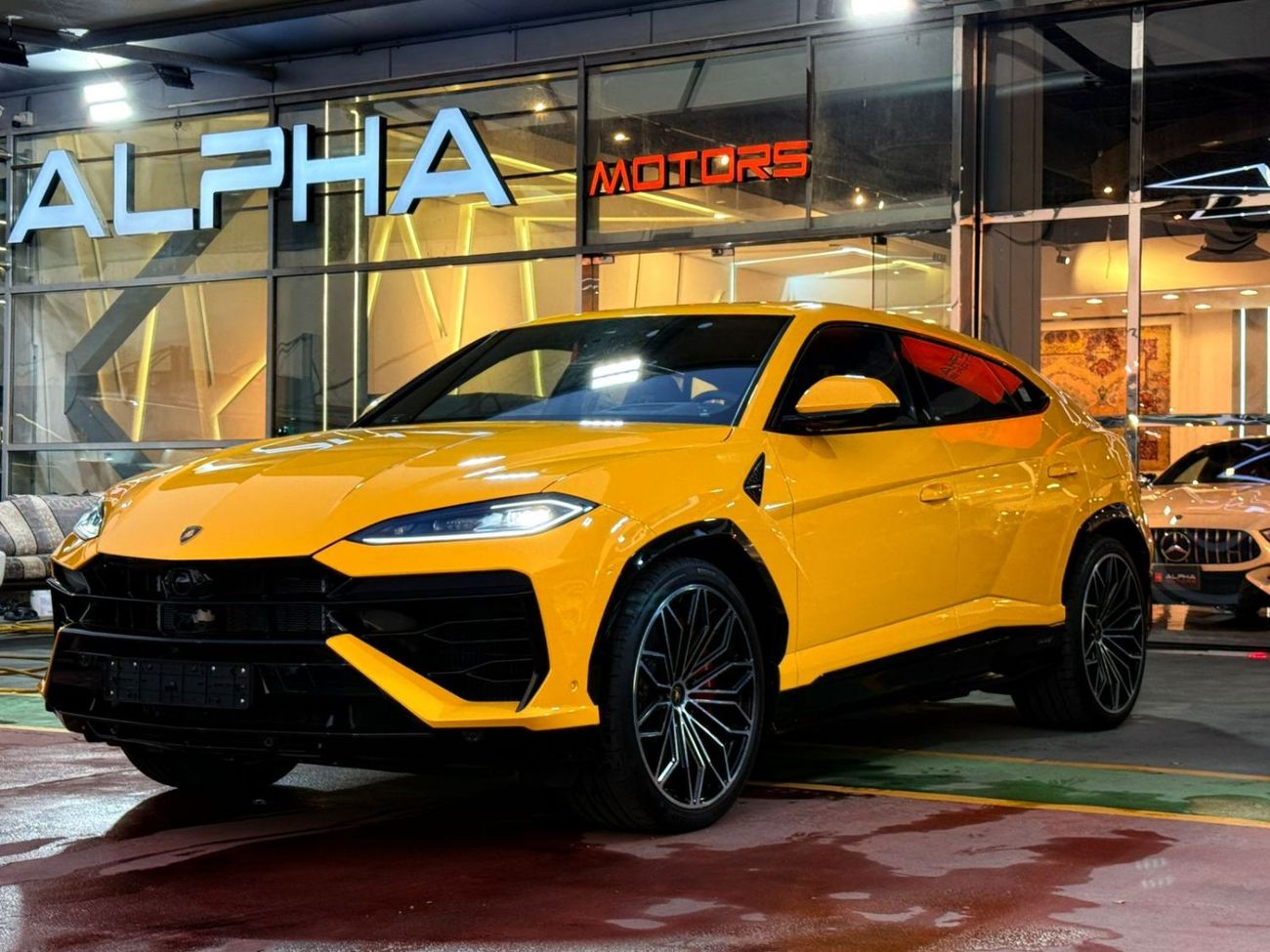 لامبورغيني اوروس STD 4.0T V8