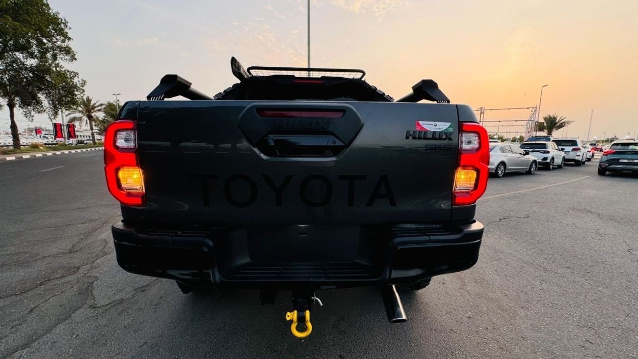 تويوتا هيلوكس -