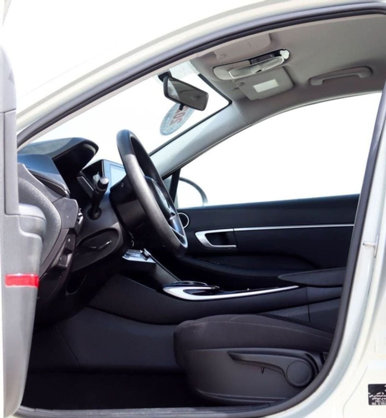 هيونداي سوناتا Smart 2.5L Hyundai Sonata 2023 GCC accident-free in excellent condition 1388 P.M