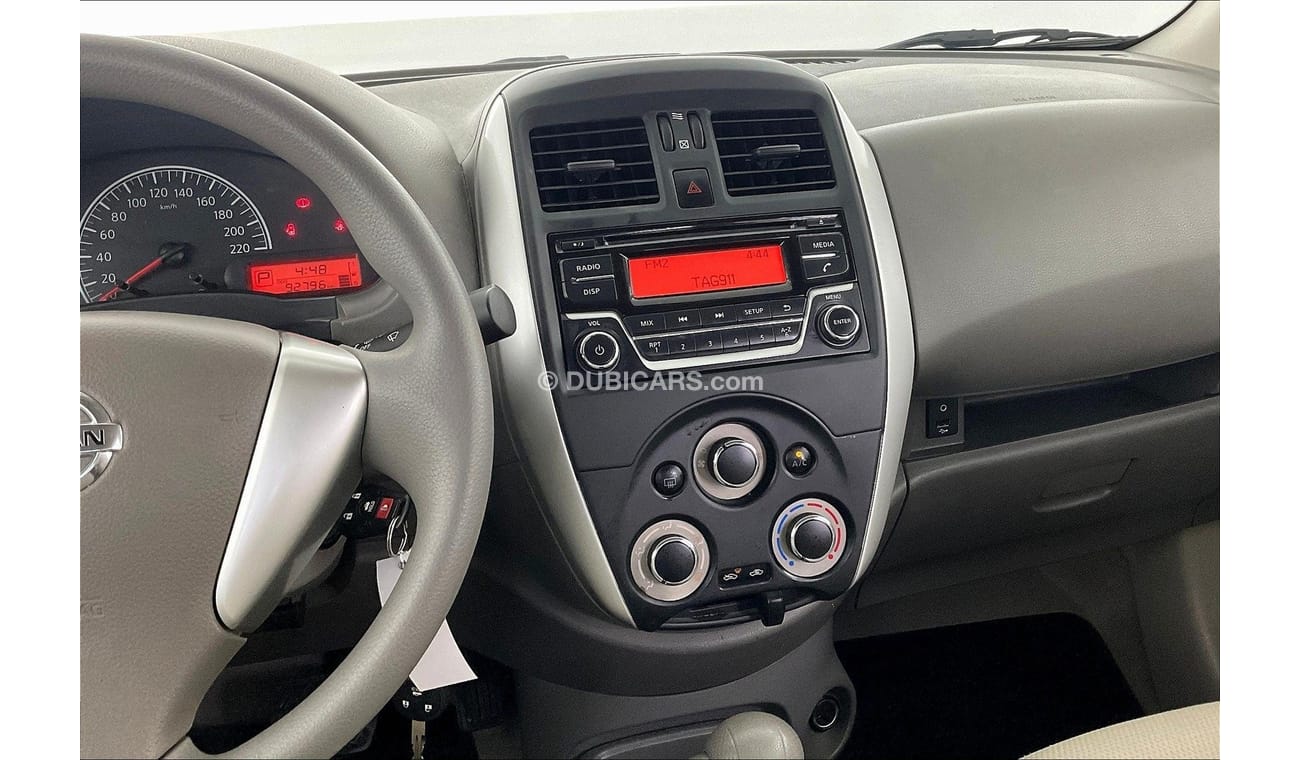 نيسان صني SV