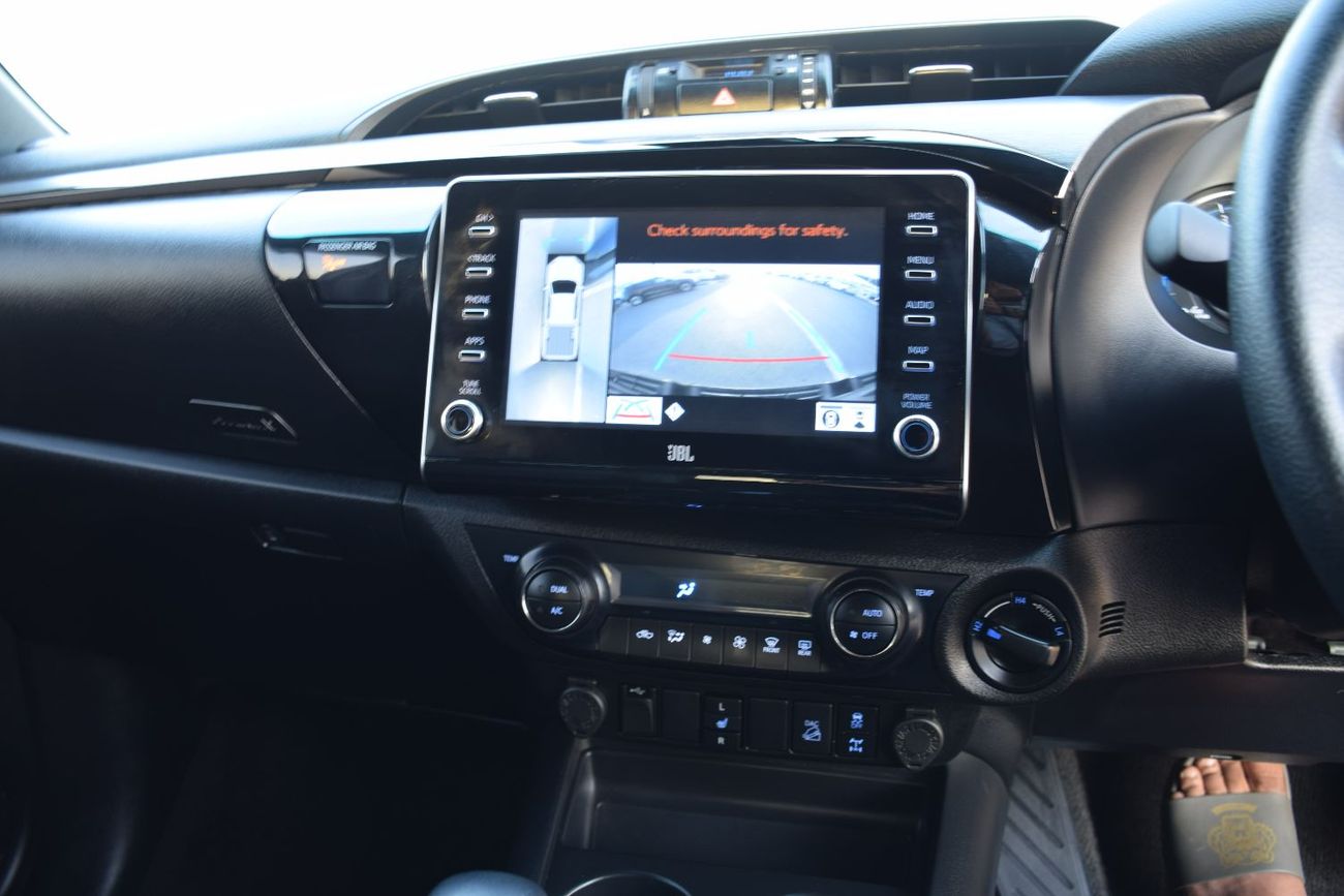 Toyota Hilux ROGUE 4X4 DIESEL FULL OPTION (RHD)