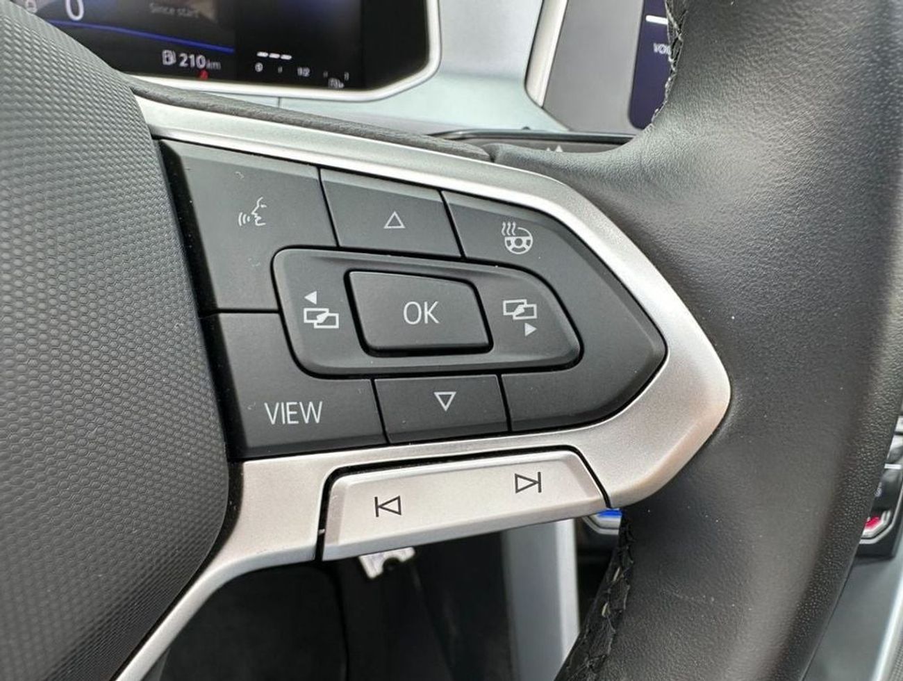 Volkswagen T ROC CABRIOLET car