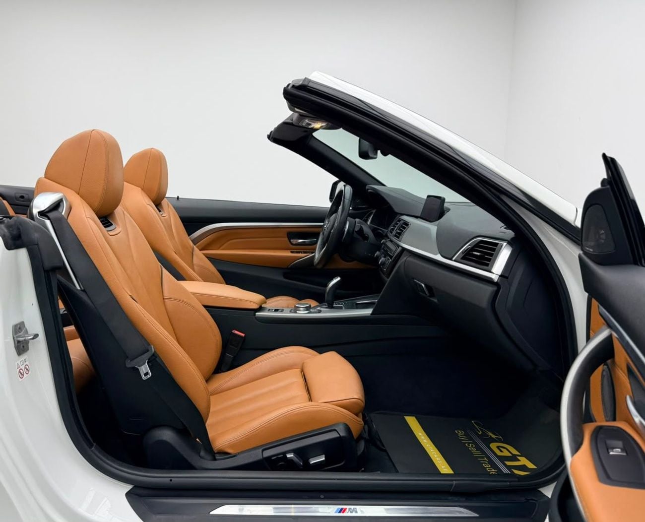 BMW 440i M SPORT 2019 BMW 440i Convertible, Warranty, Full Service History, Fully Loaded, Excellent Condition, GCC