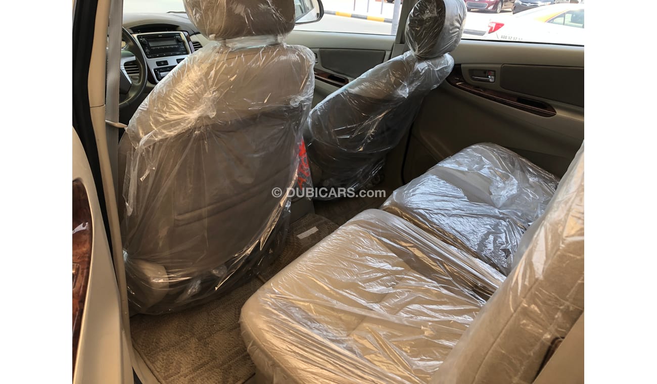 تويوتا إينوفا Toyota Innova,model:2013. Low mileage