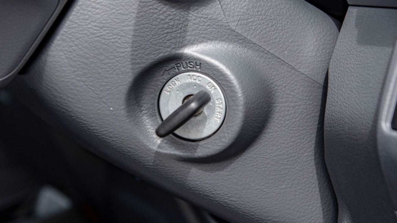 تويوتا لاند كروزر 70 (RHD) TOYOTA LAND CRUISER LC78 4.2D MT MY2023 – WHITE