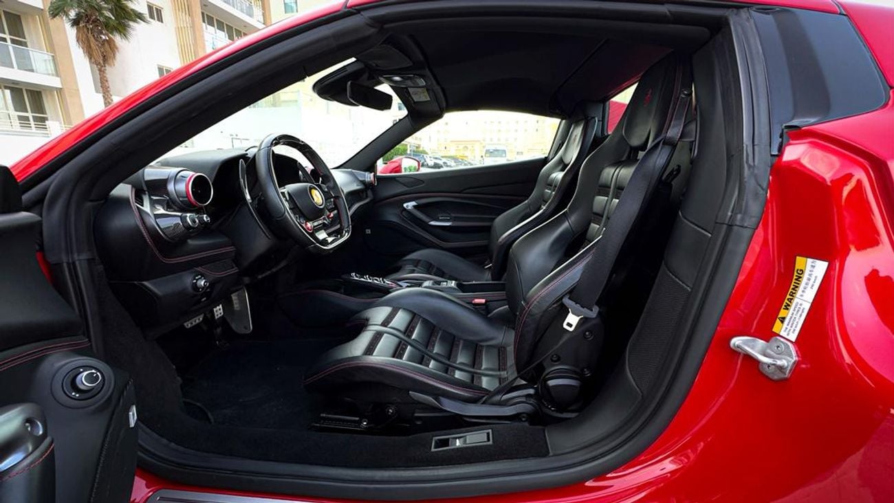 فيراري ف ٨ سبيدر Service History