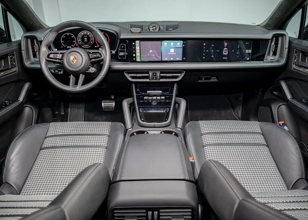 Porsche Cayenne Base Coupe