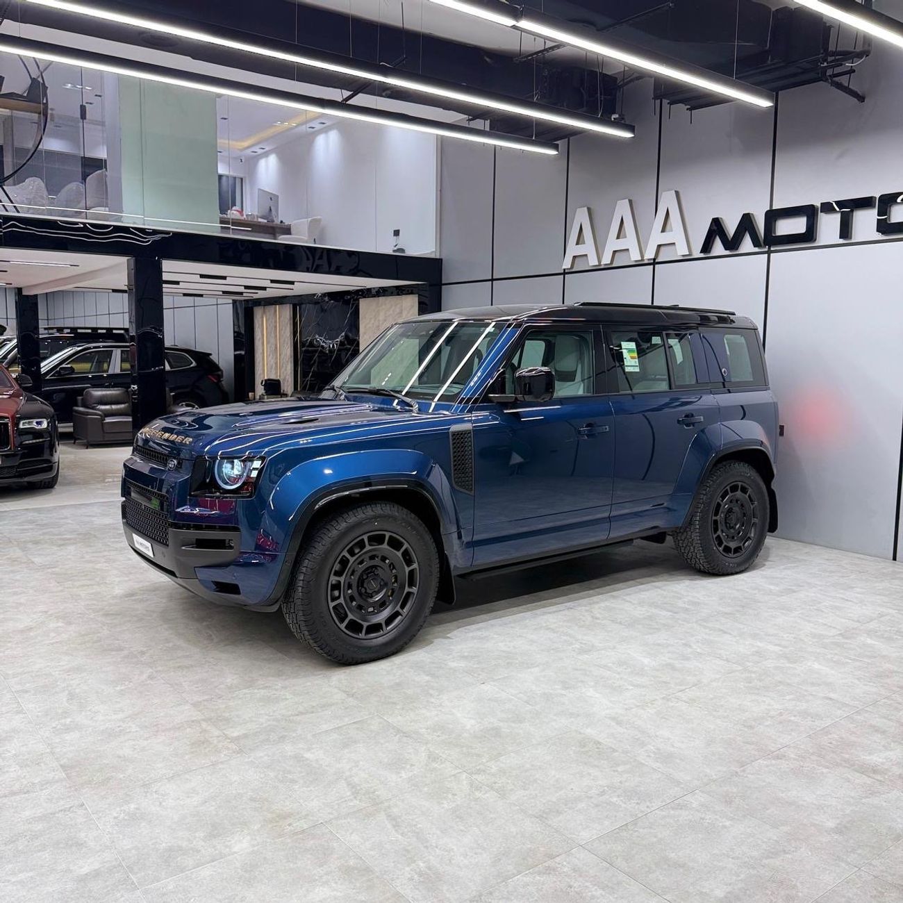 لاند روفر ديفندر OCTA P635 | GCC Specs | 5 years warranty and service