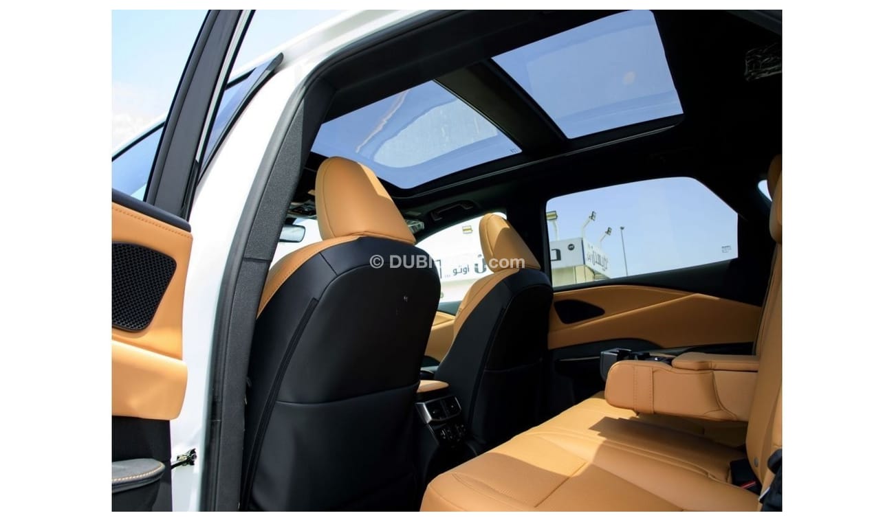 لكزس RX 350 Luxury 2.4L AWD/2024. Local Registration+10%