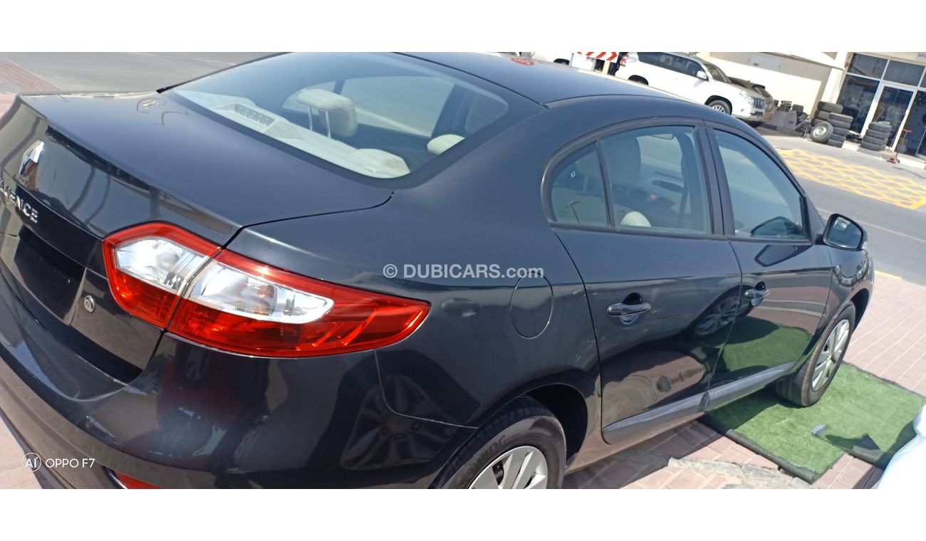 Renault Fluence Renault Fluence 2015 GCC No Accident No Paint A perfect Condition