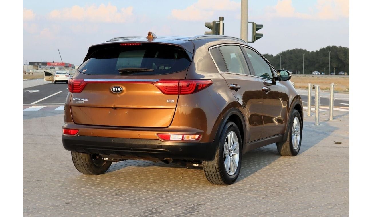 Kia Sportage Base 1.6L