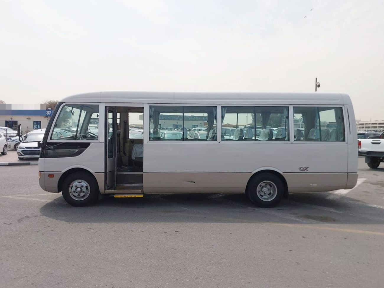 ميتسوبيشي روزا (RAMADAN OFFER) MITSUBISHI ROSA BUS RHD 1998 MODEL 5.2 L DIESEL MANUAL(PM00446)