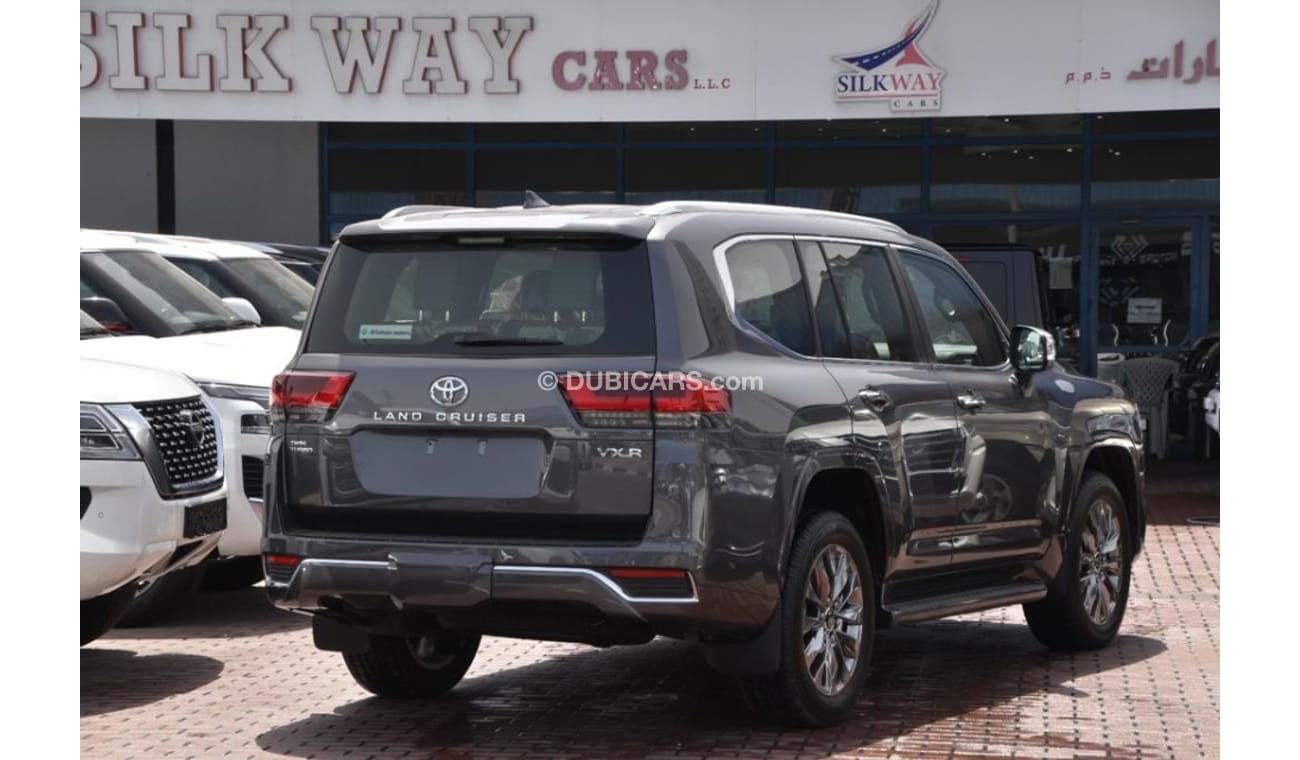 Toyota Land Cruiser Land Cruiser V6 VXR Twin Turbo Gcc Full Option Al-Futtaim