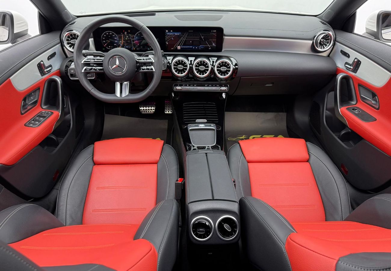 مرسيدس بنز CLA 250 4MATIC 2024 Mercedes-Benz CLA250 AMG, 2029 Mercedes Warranty + Service Pack, Very Low Km, GCC