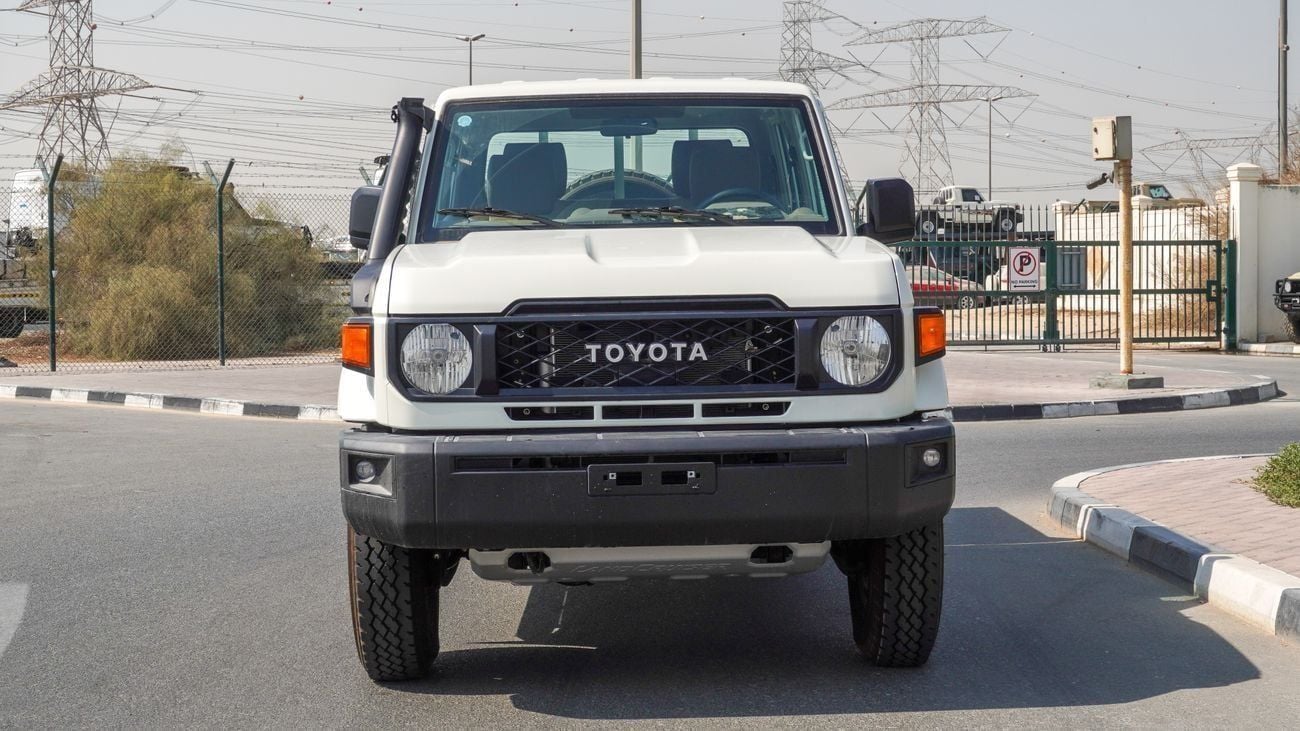 تويوتا لاند كروزر بيك آب