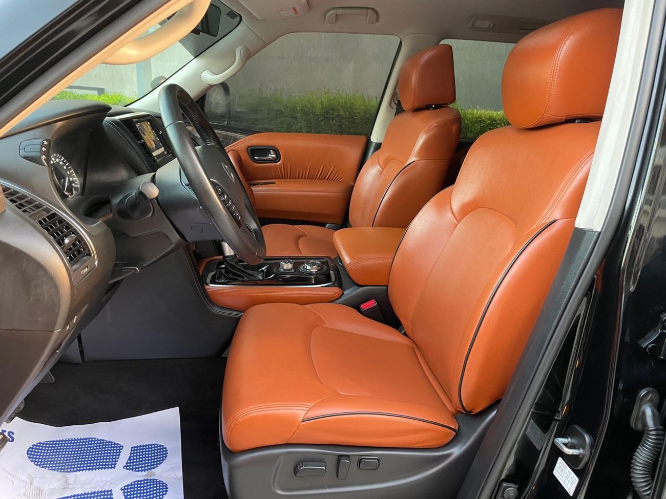 نيسان باترول LE Platinum 5.6L