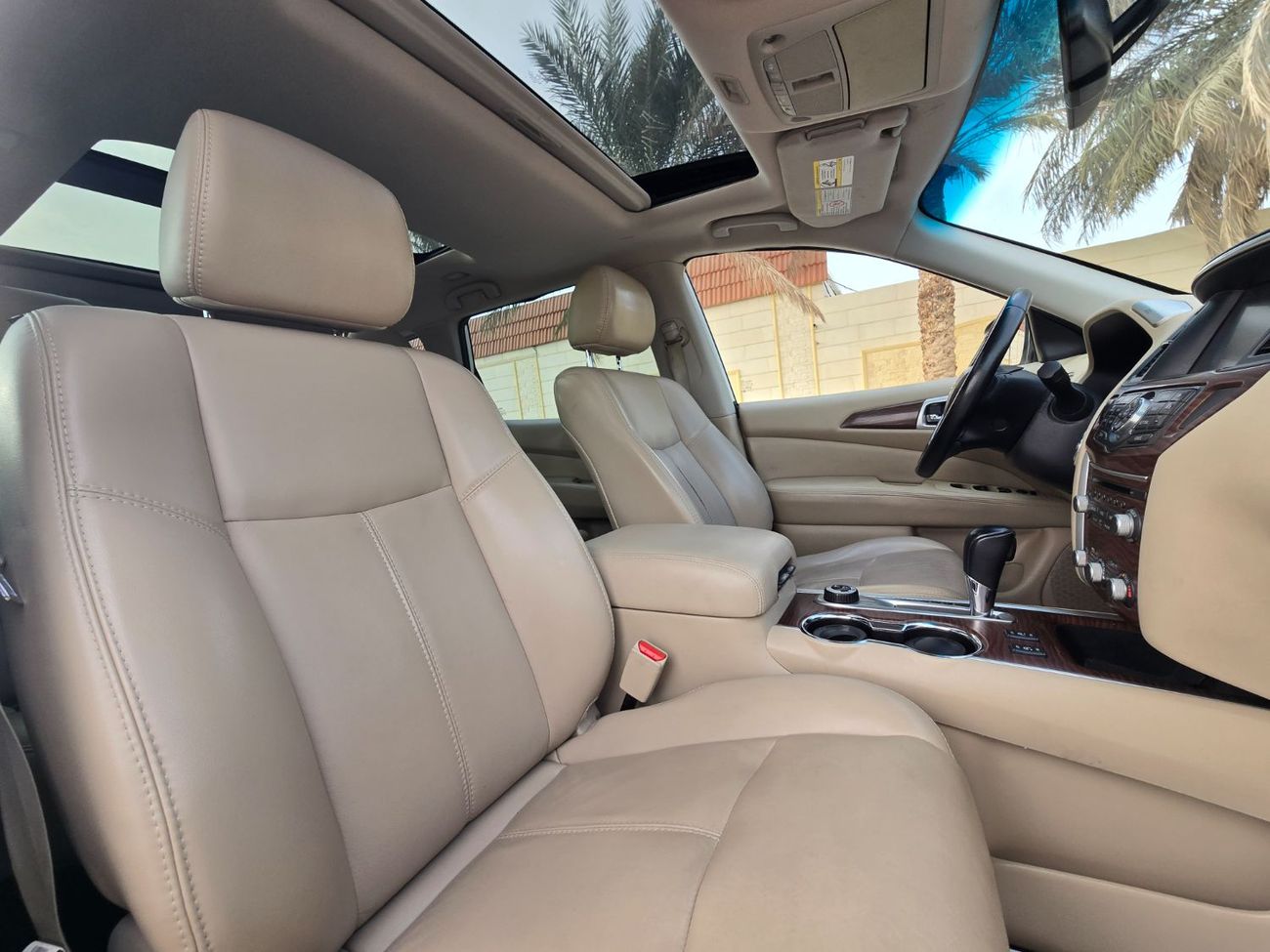 Nissan Pathfinder S 3.5L (271 HP)